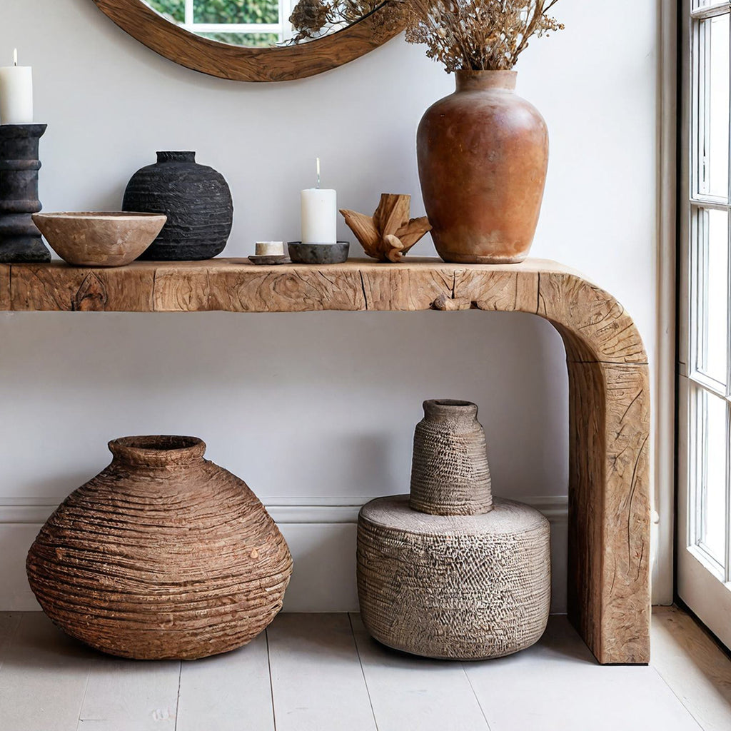 Reclaimed Entryway Table Decor